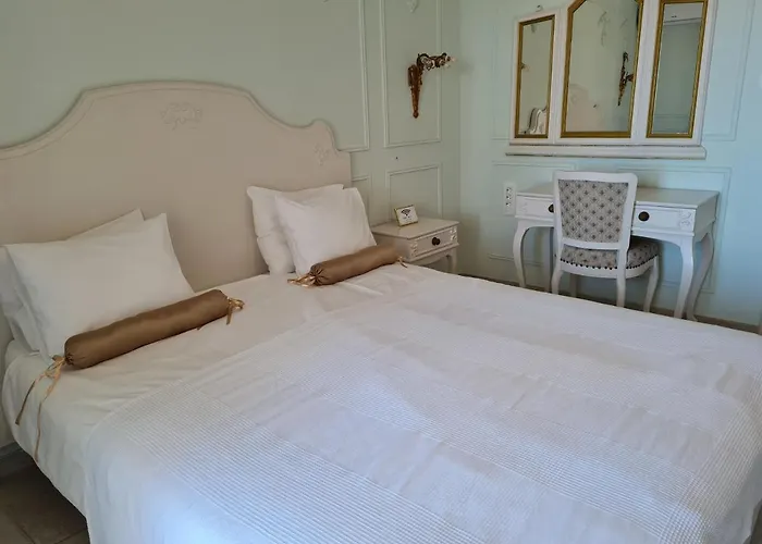 Alto Rooms And Apartments
